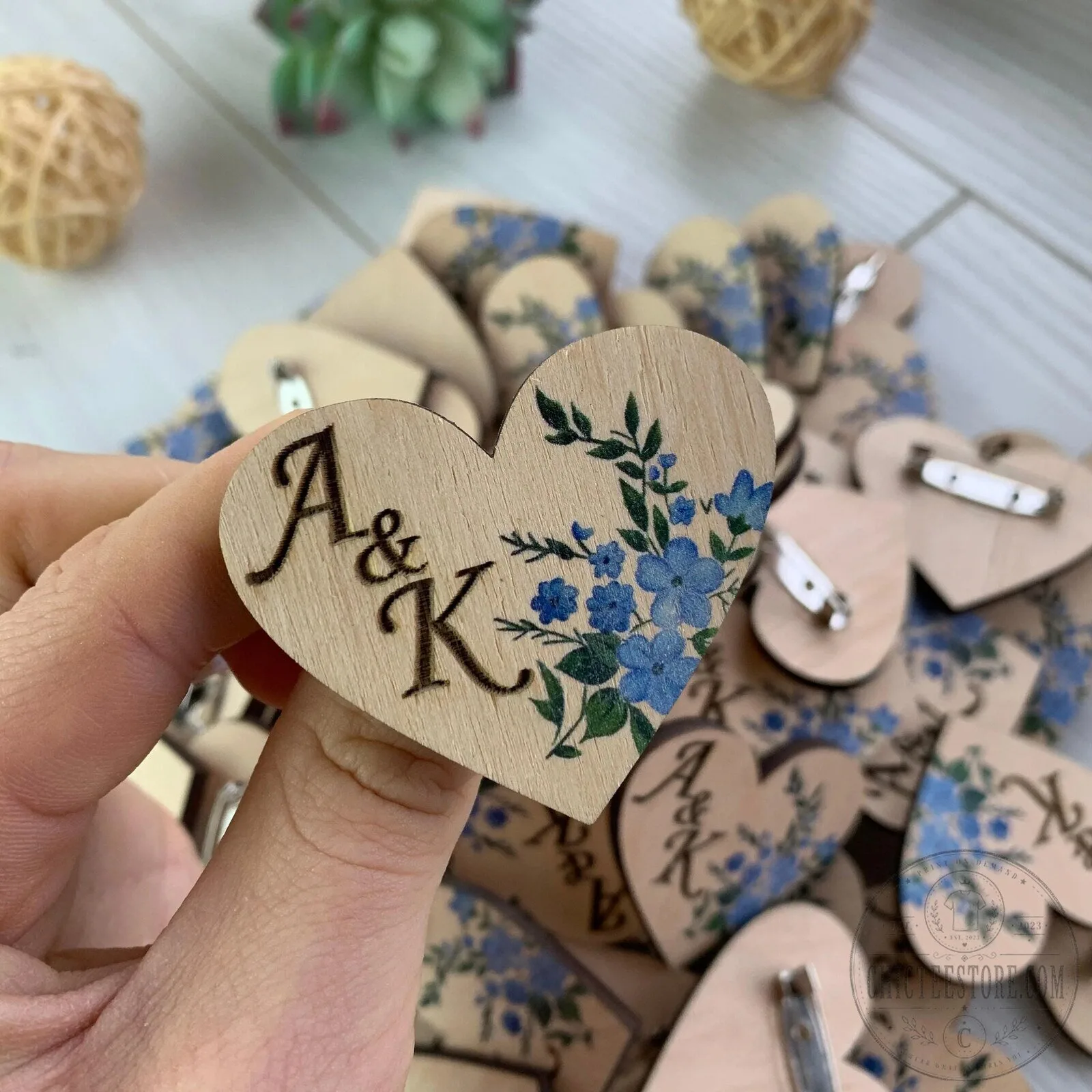 Personalized Wooden Heart Shaped Wedding Boutonniere Pin with Wildflower Design