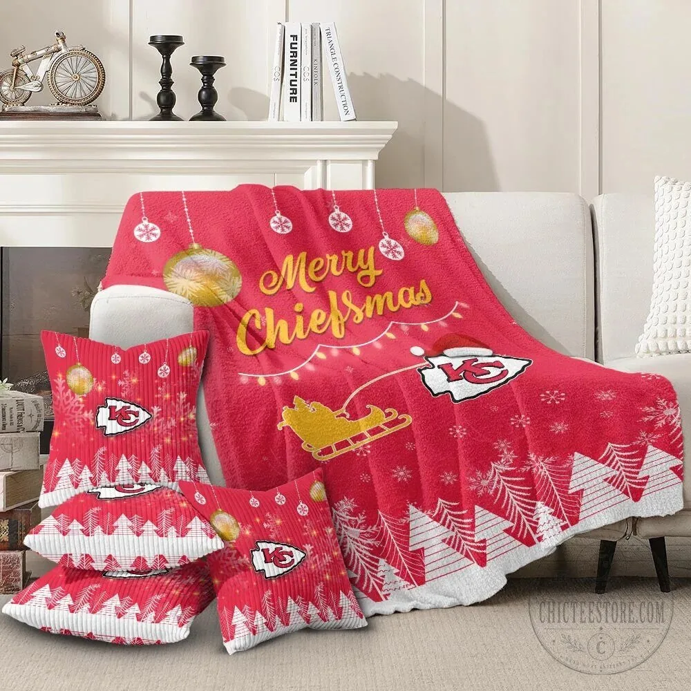 Kansas City Chiefs Merry Chiefsmas Christmas Fleece Blanket