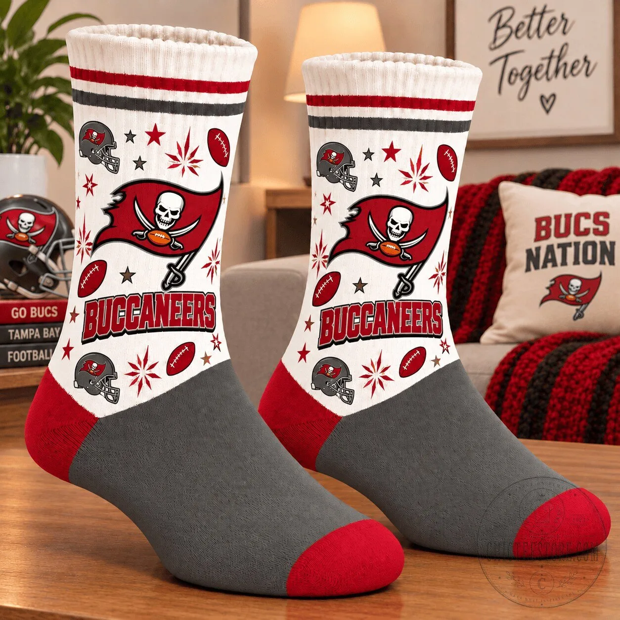 Tampa Bay Buccaneers Football Team Logo Patterned Crew Socks