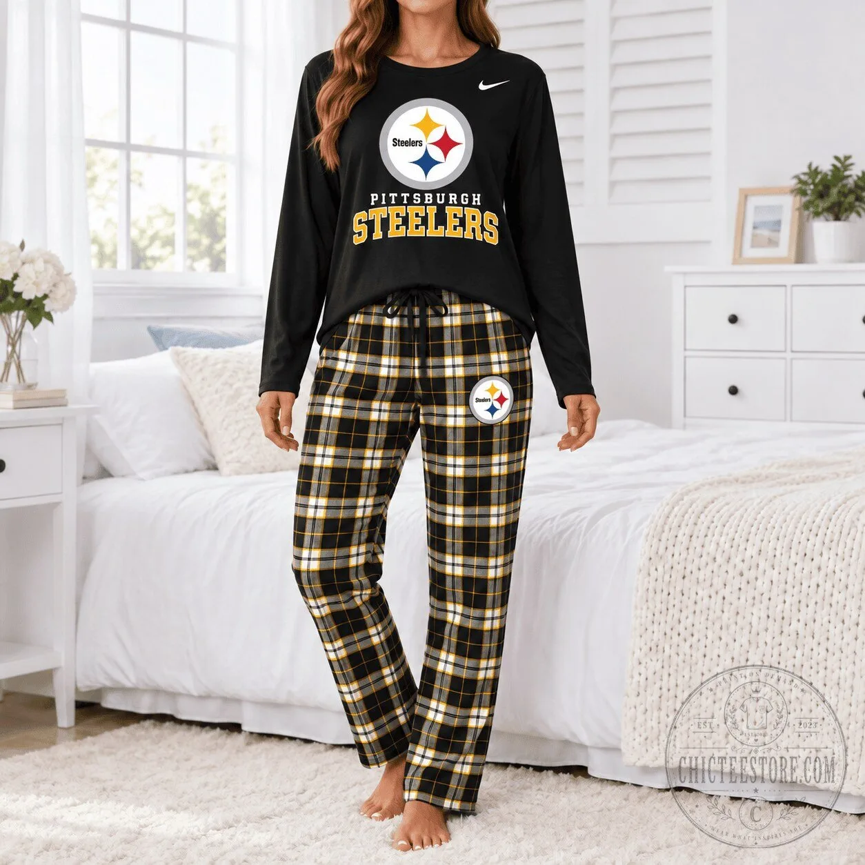 Pittsburgh Steelers Black and Gold Plaid Pajamas Set for Women
